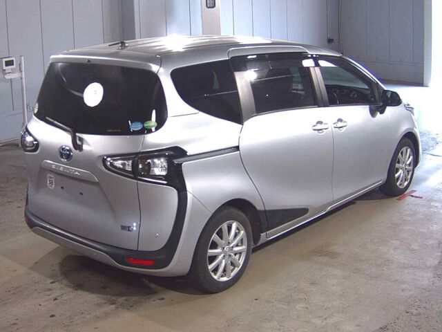 2021 Toyota Sienta HV Fanbase X auction photo 5