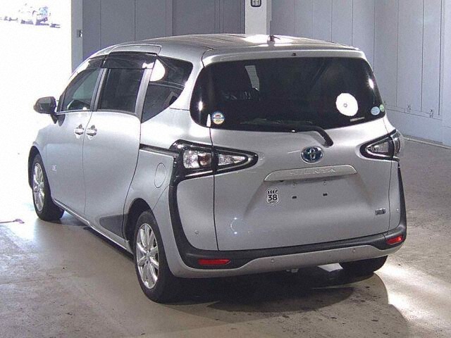2021 Toyota Sienta HV Fanbase X auction photo 2