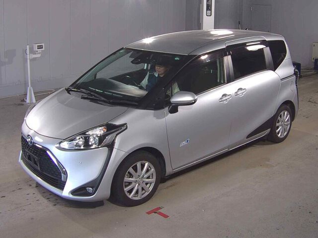 2021 Toyota Sienta HV Fanbase X auction photo 4