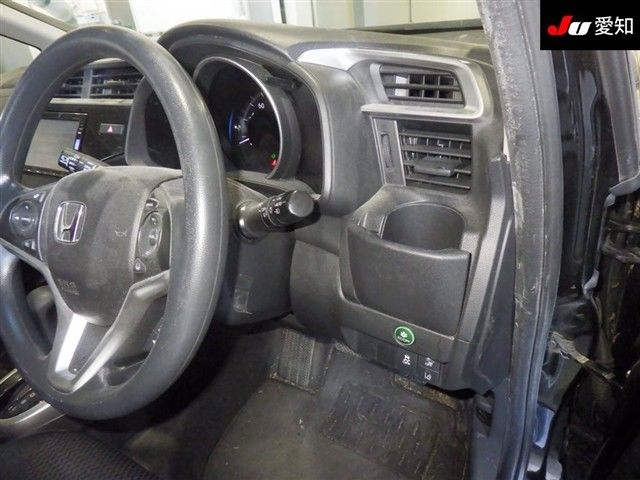 2018 Honda Fit 13G L ホンダセンシング auction photo 5