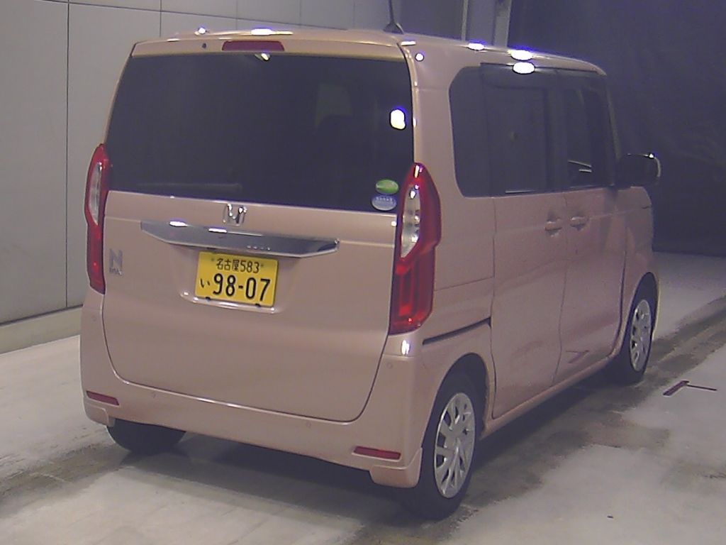 2021 Honda N-BOX L auction photo 2