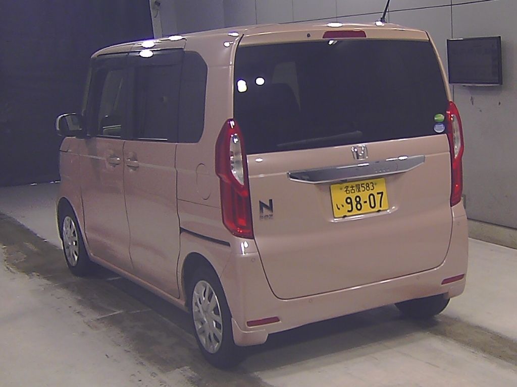 2021 Honda N-BOX L auction photo 5