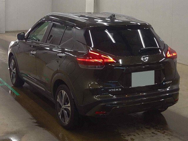 2021 Nissan Kicks X auction photo 2