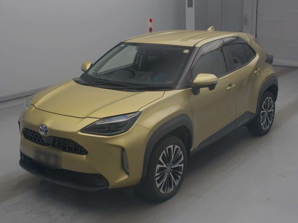 Japan Auction Vehicles 4 2021 Toyota Yaris Cross ハイブリッドZ auction photo