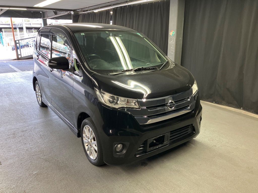 Japan Auction Vehicles 7 2013 Nissan Dayz HWS J auction photo