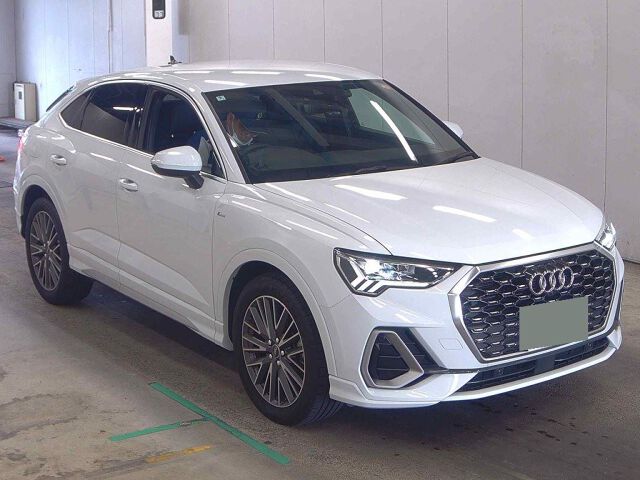 2022 Audi Q3 Sportback 35TFSI S-Line Japan auction vehicle