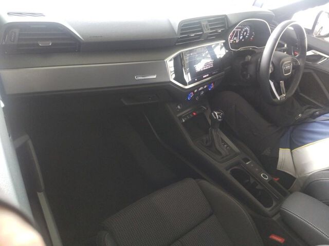 2022 Audi Q3 Sportback 35TFSI S-Line auction photo 3