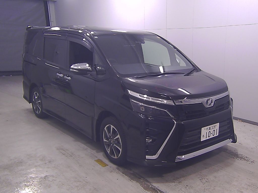 2017 Toyota Voxy ZS煌 7人 Japan auction vehicle