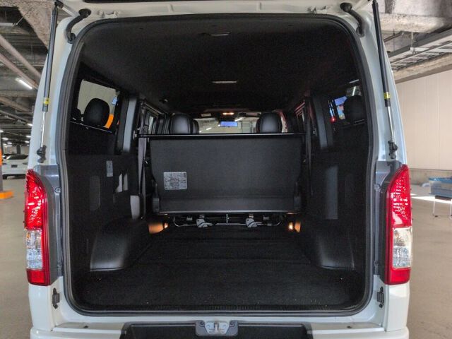 2025 Toyota Hiace L Super GL Dark 2 auction photo 3