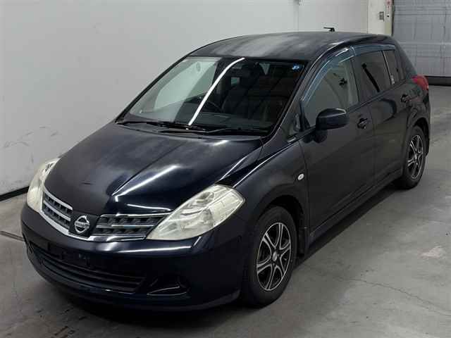 2010 Nissan ティーダ 15M auction photo 4
