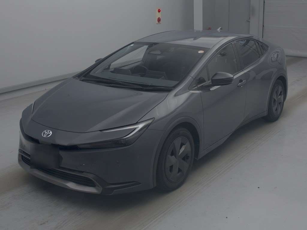 Japan Auction Vehicles 4 2023 Toyota Prius U auction photo