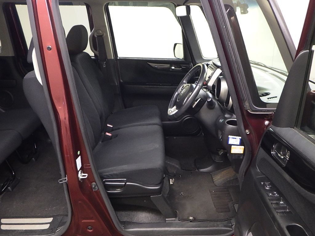2013 Honda N-BOX 4WD カスタムGターボパッケージ auction photo 6