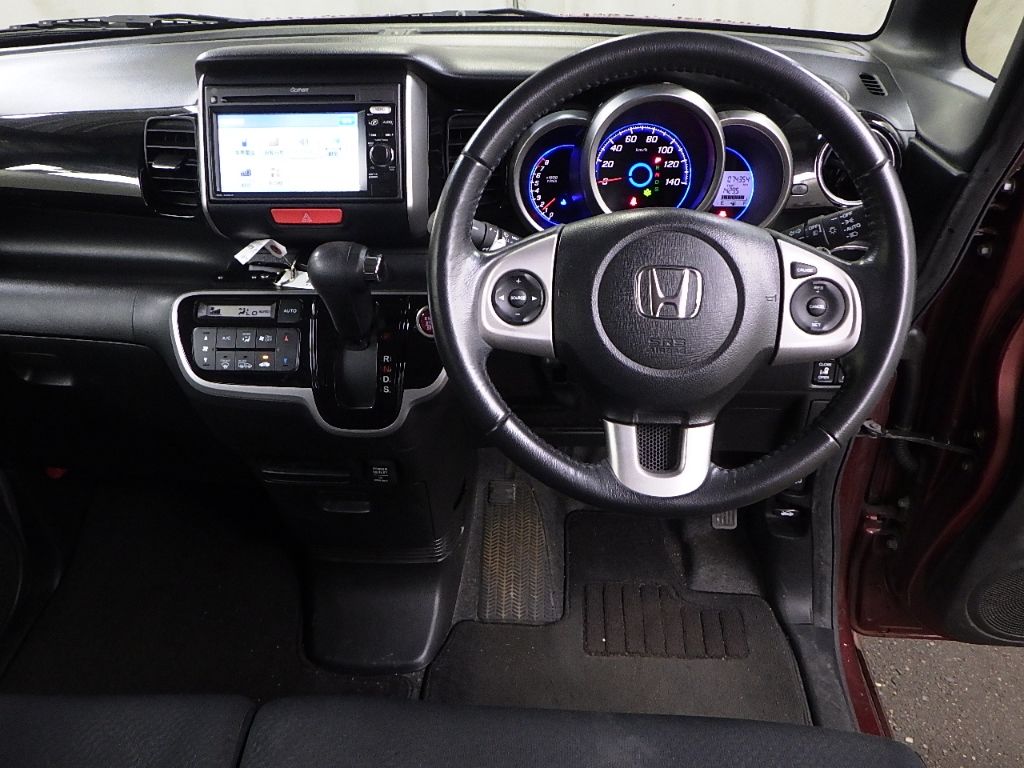 2013 Honda N-BOX 4WD カスタムGターボパッケージ auction photo 3