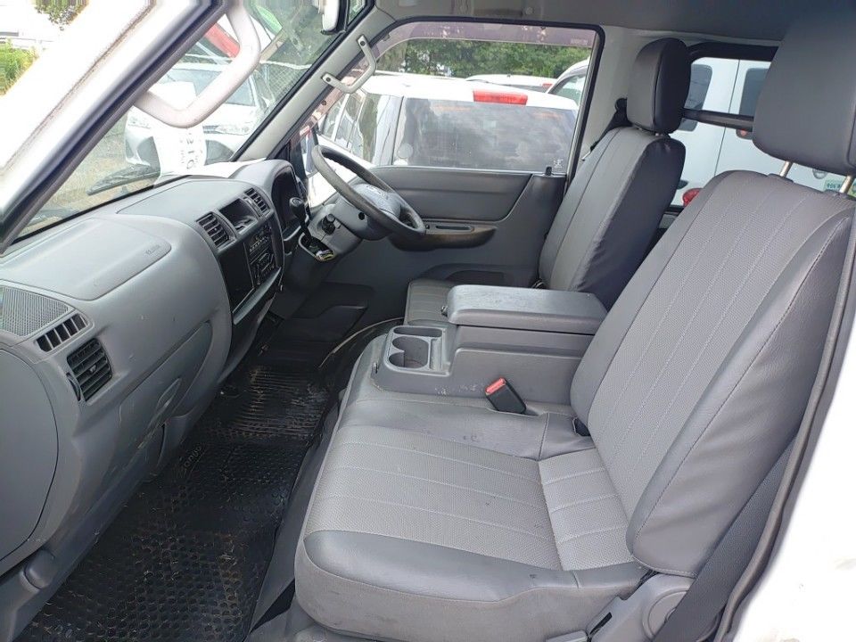 2014 Mazda ボンゴ auction photo 16