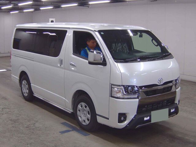 Japan Auction Vehicles 8 2026 Toyota Hiace LスーパーGLダーク2 auction photo