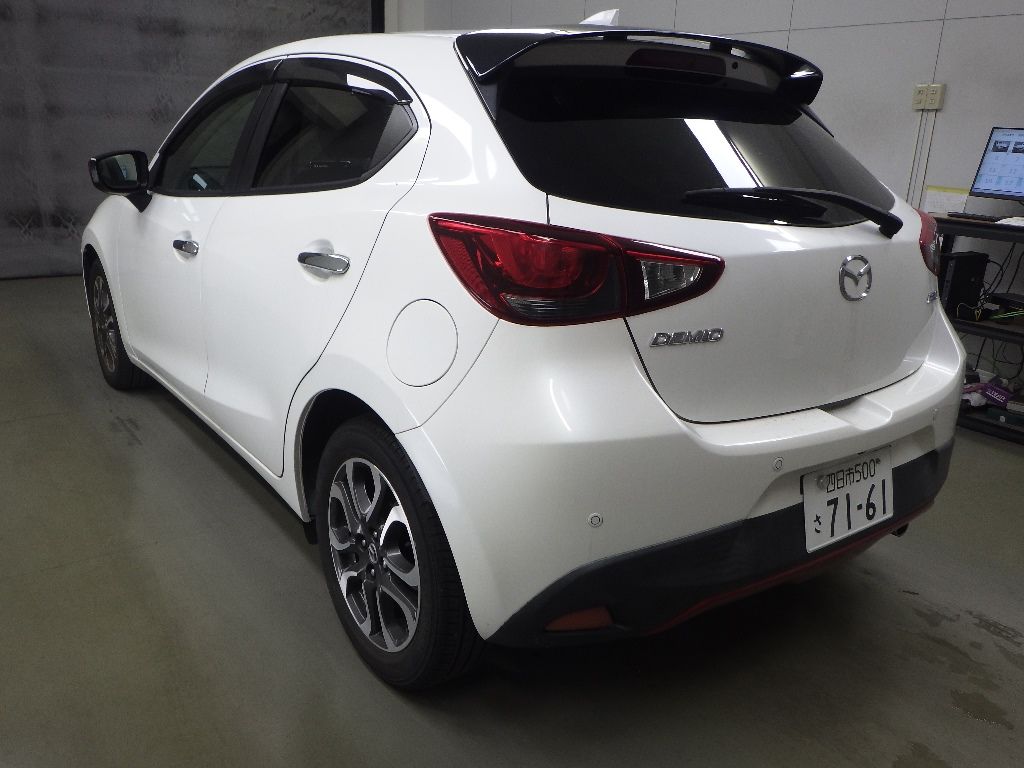 2016 Mazda Demio ブラックレザーリミテッド auction photo 5