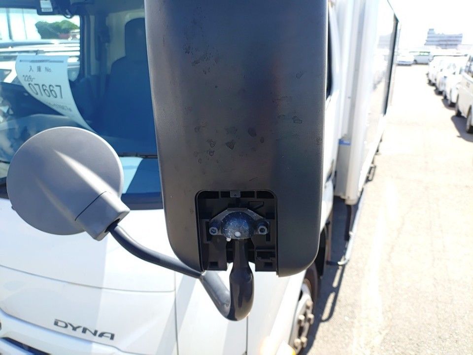 2021 Toyota Dyna auction photo 21