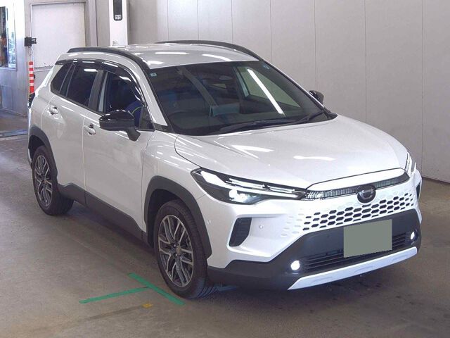 Japan Auction Vehicles 8 2025 Toyota Corolla Cross ハイブリッドZ auction photo