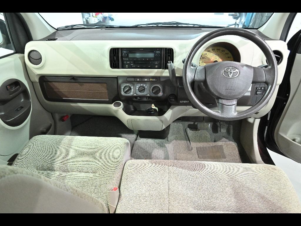 2011 Toyota Passo X Yururi auction photo 3