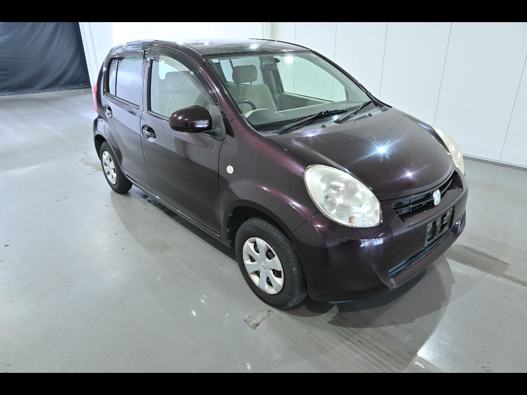 2011 Toyota Passo X Yururi Japan auction vehicle