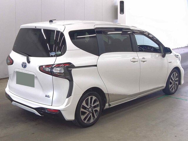 2016 Toyota Sienta Hybrid G auction photo 5