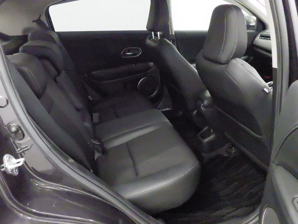 2018 Honda Vezel Hybrid Z Honda Sensing auction photo 7