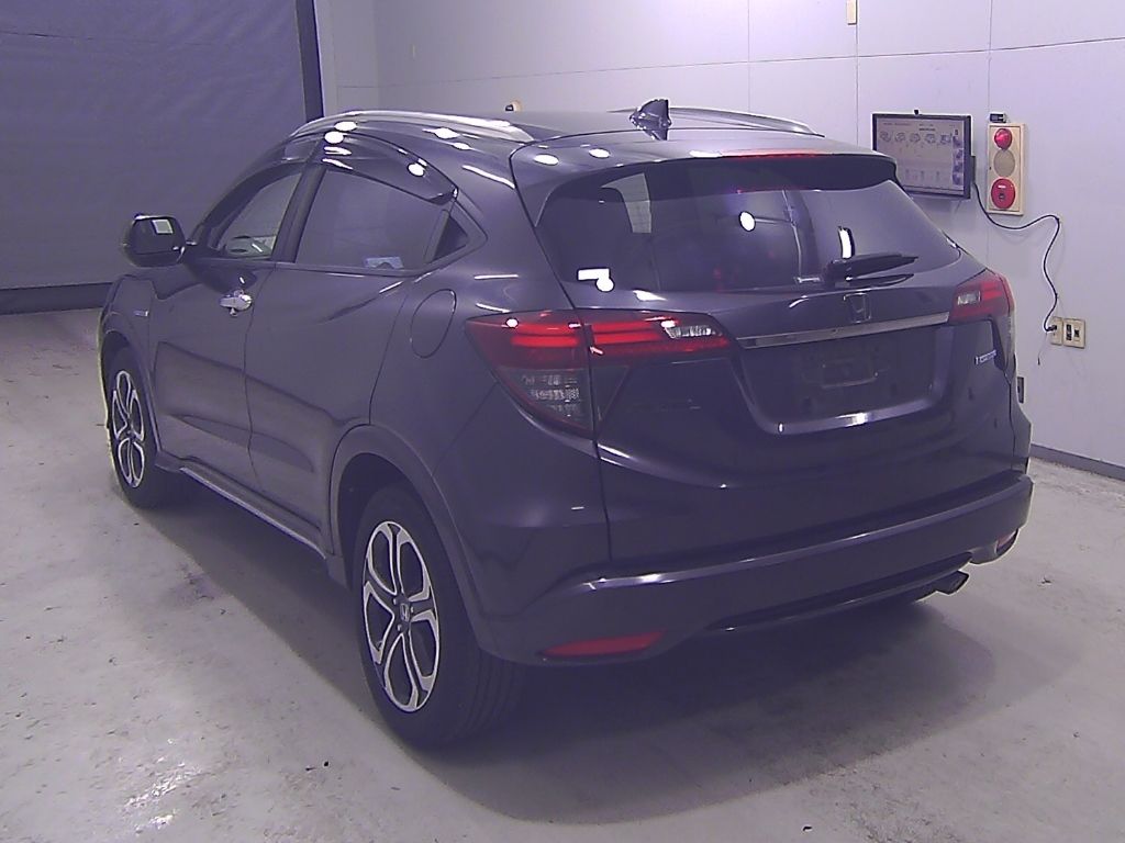 2018 Honda Vezel Hybrid Z Honda Sensing auction photo 5