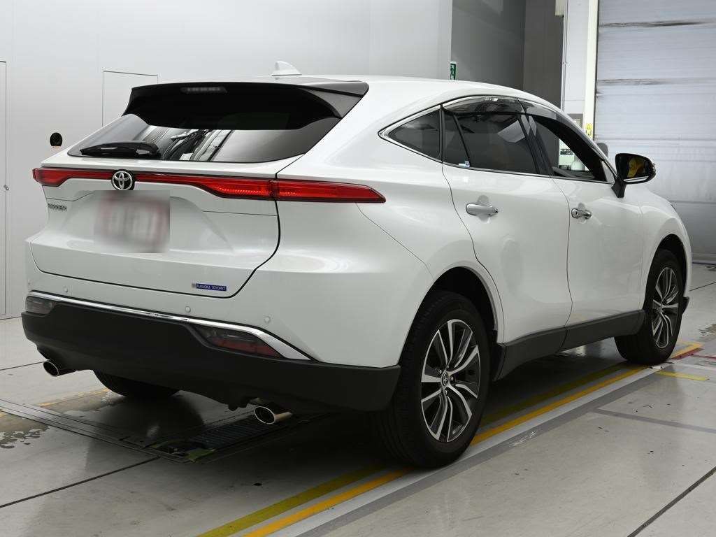2023 Toyota Harrier G auction photo 2