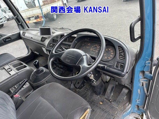 2006 Isuzu Forward Aluminum Wing auction photo 4