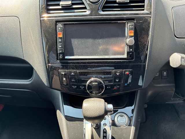 2012 Nissan Serena Highway Star auction photo 6