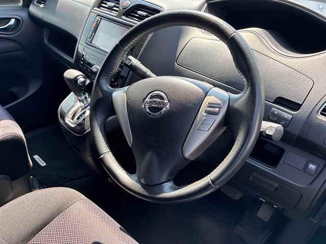 2012 Nissan Serena Highway Star auction photo 3