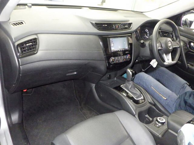 2021 Nissan X-Trail 20S Vセレクション 4WD auction photo 3
