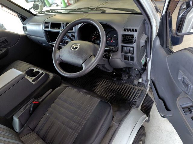 2018 Mazda ボンゴバン DX auction photo 3