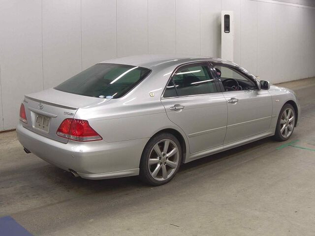 2004 Toyota Crown athlete auction photo 5