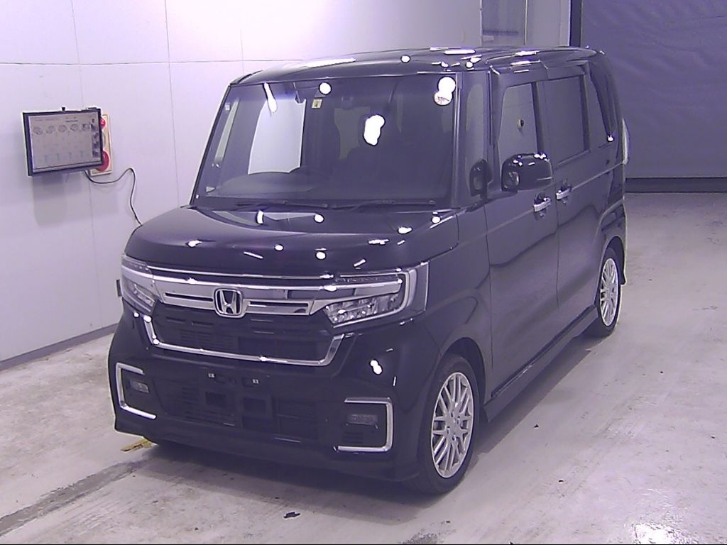 2023 Honda N-BOX Custom L Turbo auction photo 4