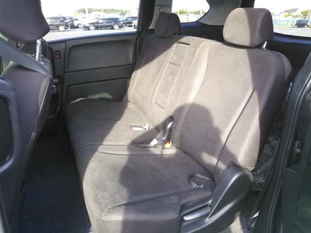 2011 Honda Freed 4WD FLEXエアロ auction photo 9
