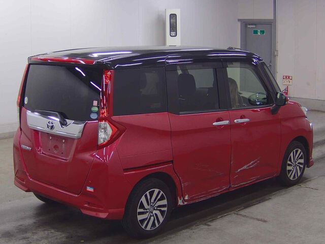 2017 Toyota Roomy カスタムG S auction photo 5