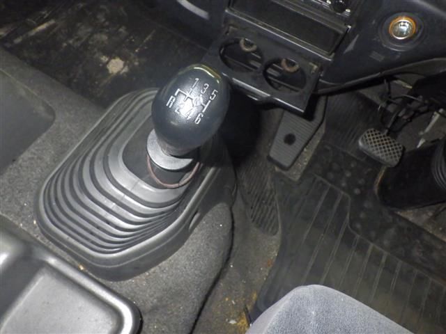 2005 Isuzu Forward 平ボディ auction photo 7