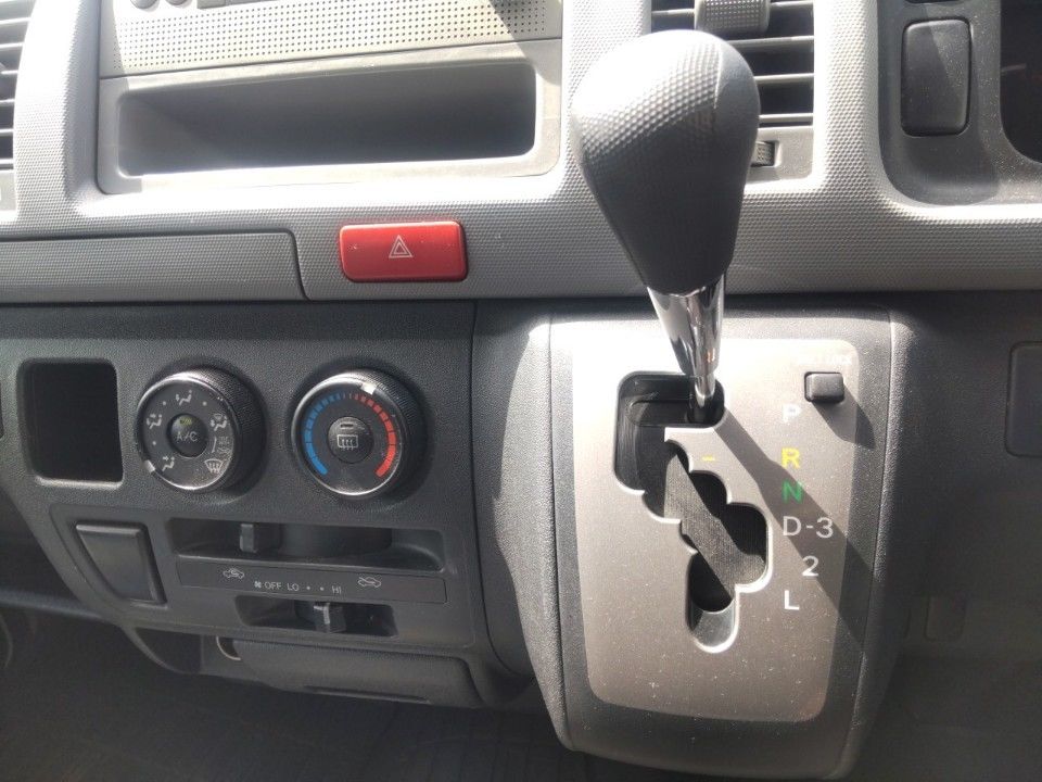 2008 Toyota Hiace auction photo 12