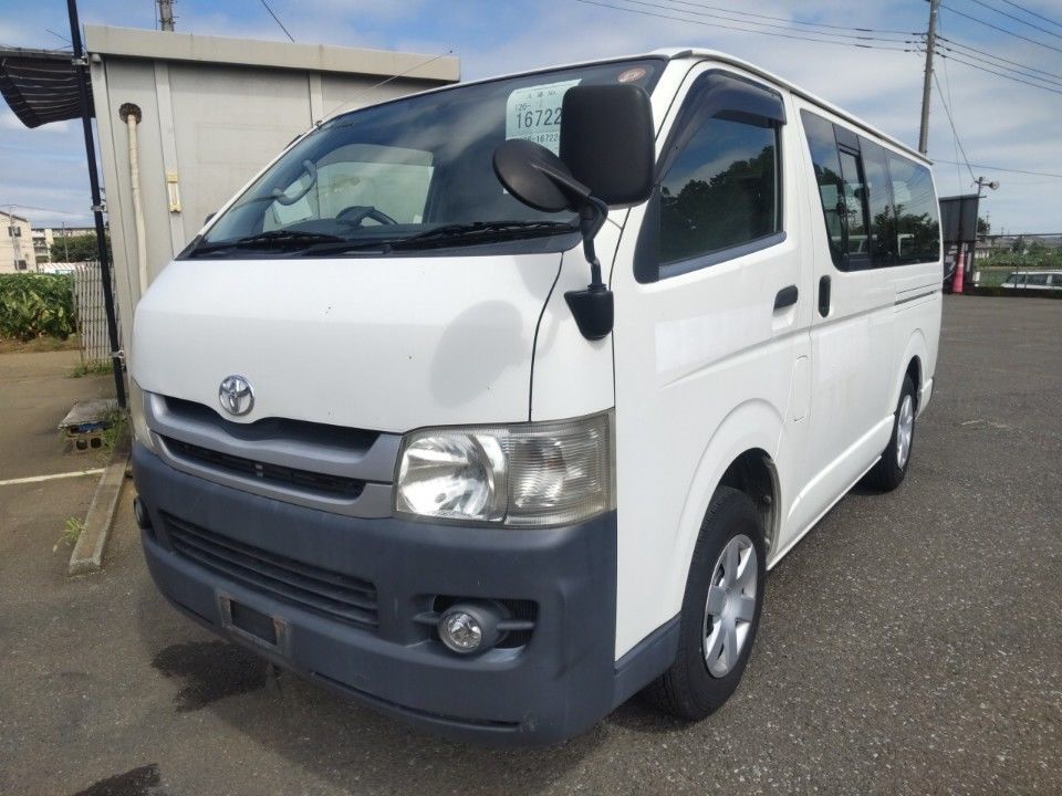 2008 Toyota Hiace Japan auction vehicle