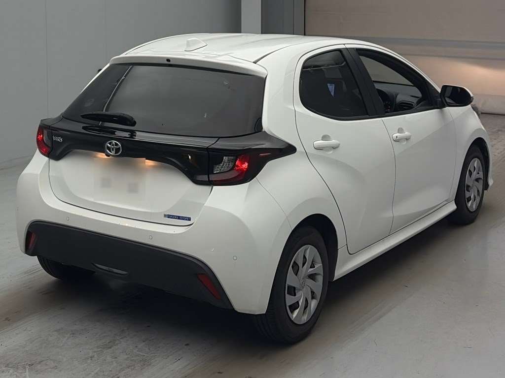 2021 Toyota Yaris X auction photo 2