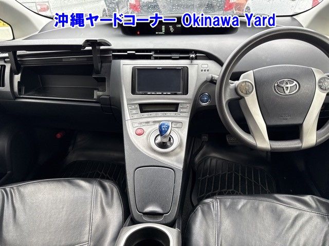 2013 Toyota Prius S auction photo 3
