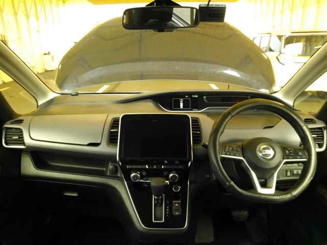 2020 Nissan Serena ハイウェイスターV auction photo 8