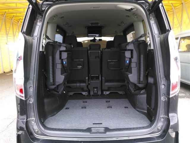 2020 Nissan Serena ハイウェイスターV auction photo 10