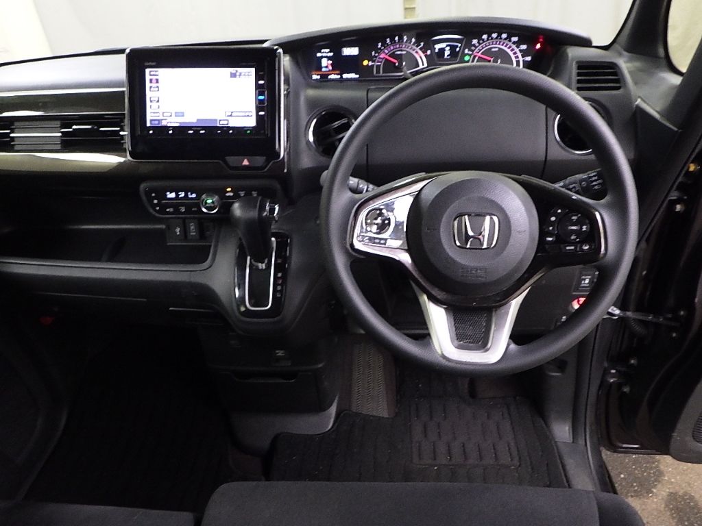 2017 Honda N-BOX カスタムG Lホンダセンシング auction photo 3