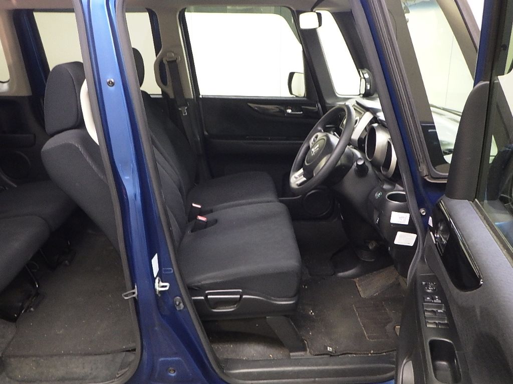 2013 Honda N-BOX 4WD カスタムG Lパッケージ auction photo 6