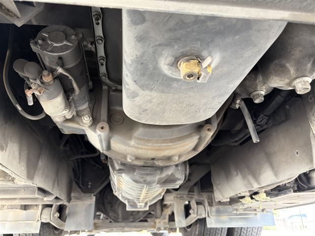 2010 Isuzu バス auction photo 7