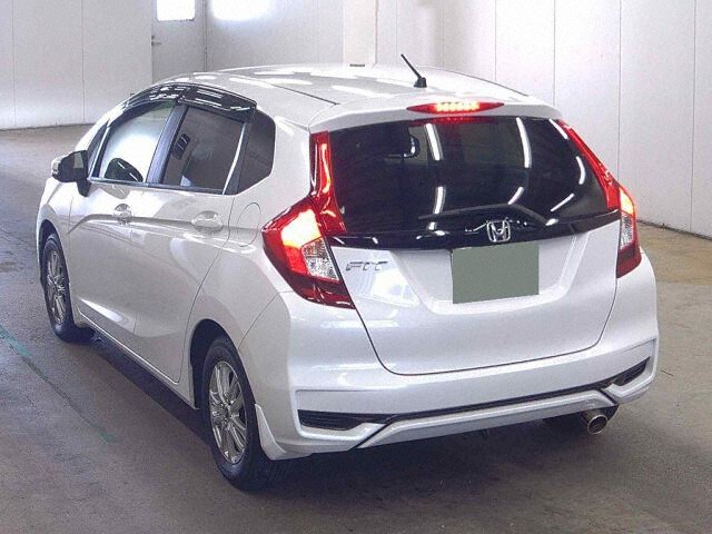 2018 Honda Fit 13G・F auction photo 2