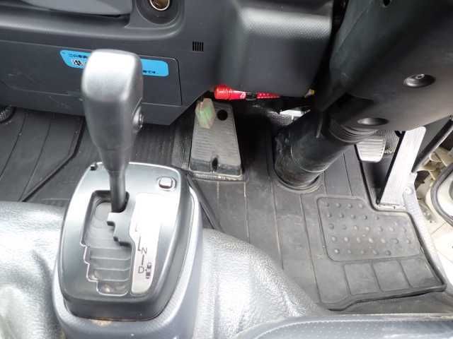2021 Isuzu Elf 3.0t dump truck auction photo 11