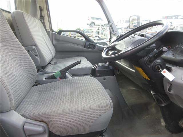2017 Toyota Dyna ワイドロング auction photo 5